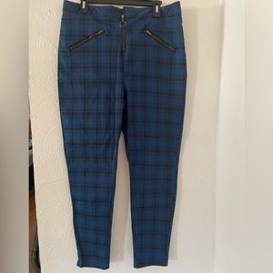 Hot Topic plaid pants size 2xl